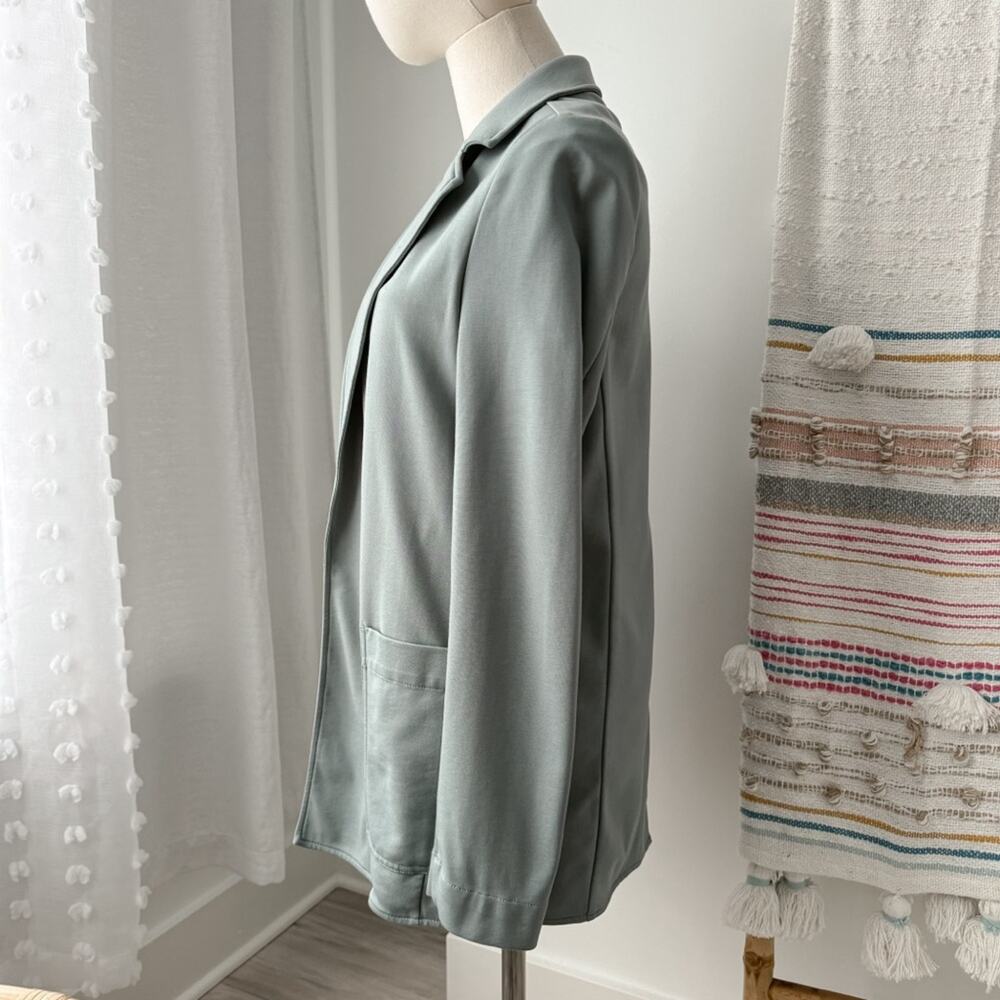 Athleta Eastbound Minimalist Seafoam Sage Green Open Front Blazer Women’s Size 4 - Picture 6 of 13